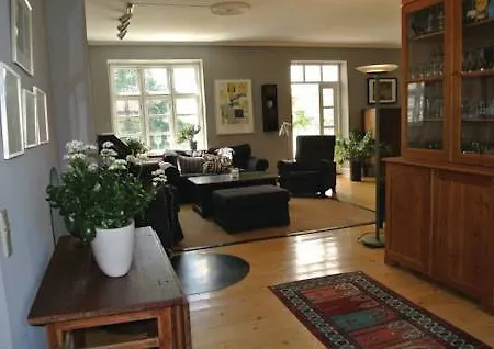 7 Bedroom Stunning In Tranekaer *