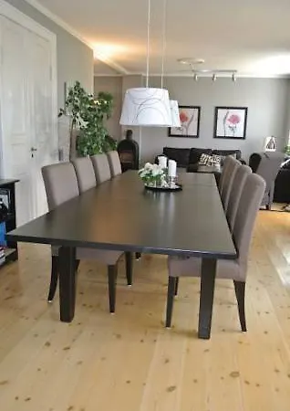 7 Bedroom Stunning In Tranekaer