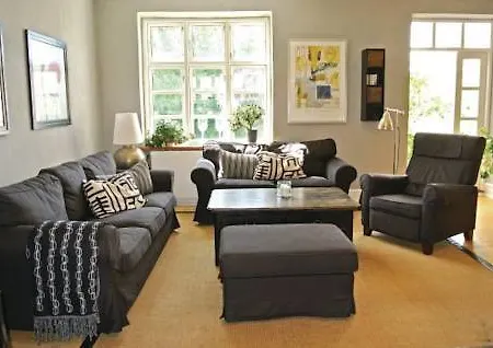 7 Bedroom Stunning In Tranekaer * Skattebolle